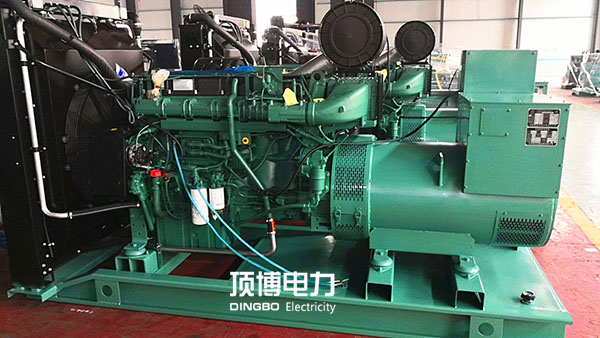 200KW沃爾沃柴油發電機組 200KW沃爾沃柴油發電機組